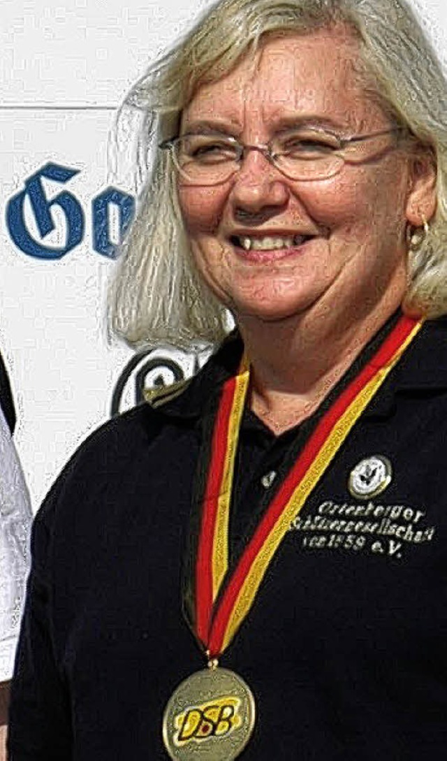 Anita Huber in Mnchen mit der Meister-Medaille.   | Foto:  Verband