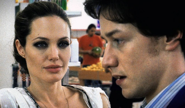 Fox (Angelina Jolie) und Wesley (James McAvoy)    | Foto: universal