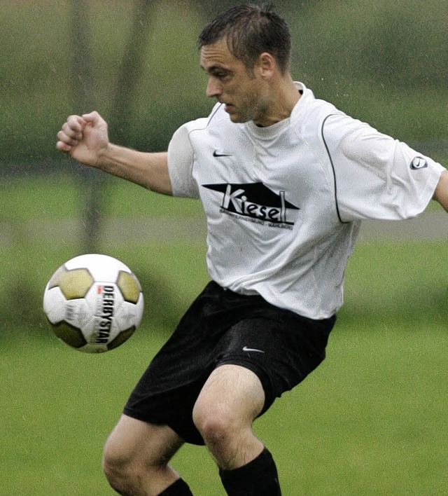 Fussball 2008/2009Fussball-Pokal: FV A...tz, (Spielertrainer des SC Orschweier) 