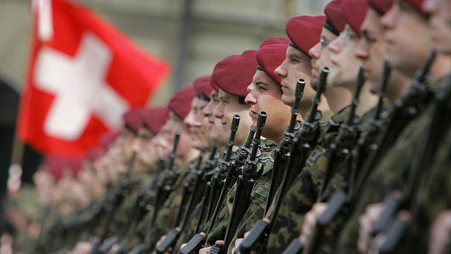 Die Schweiz, eine einzige groe Armee  | Foto: AFP