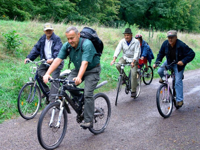 Mit dem Rad  und dem Frster rund um  Weisweil unterwegs  | Foto: Ilona Hge