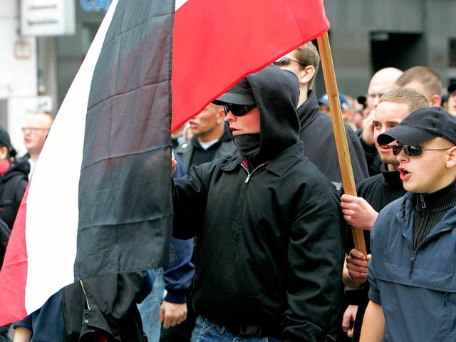 Aufmarsch von Neonazis.   | Foto: Archiv