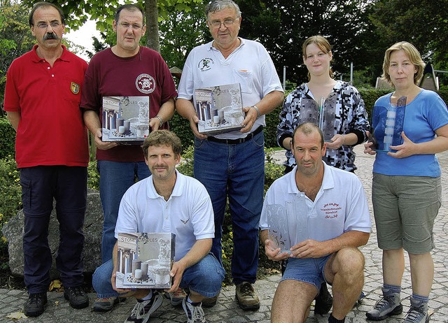 Preise berreichte der Vorsitzende  Er... Stefan Kunzelmann (Birndorf, vorne).   | Foto: MELANIE DRAMAC