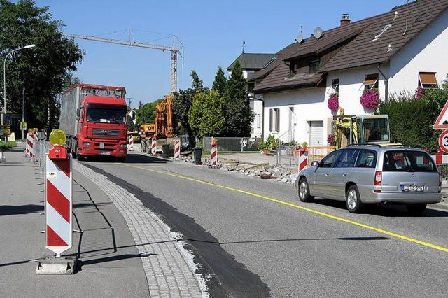 Start fr den Geh- und Radwegbau