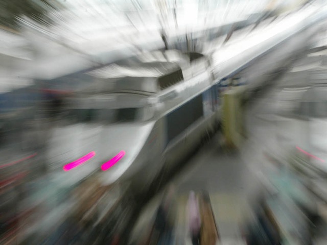 Schnell von Freiburg nach Paris? Mit dem TGV wre es mglich.   | Foto: AFP