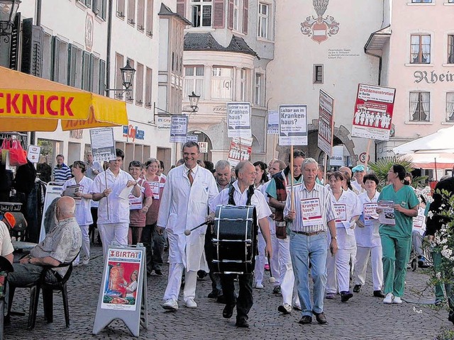 Demonstration fr eine bessere Finanzausstattung  des Waldshuter Krankenhauses    | Foto: Huber