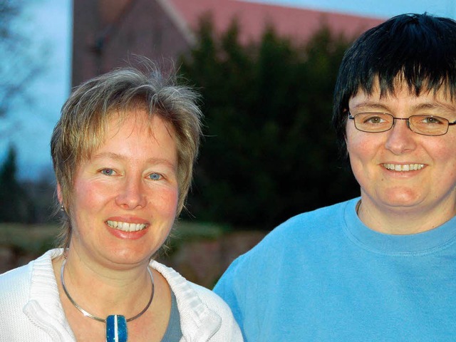 Karin Engler und Judith Bhrer gehren...die die Kirchenwanderung organisiert.   | Foto: Pia Grttinger