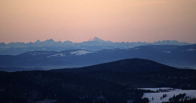 sonnenaufgang am mont blanc vom feldberg aus 