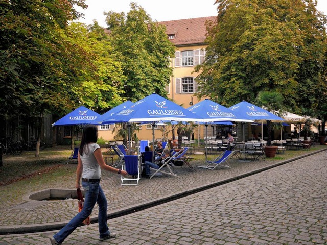 Die Frage, wer bekommt wie viel Pltze...ent hat das Cafhaus noch Platz genug.  | Foto: Ingo Schneider