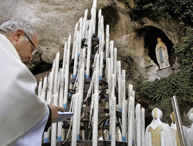 Auch Lourdes will Benedikt XVI. einen Besuch abstatten.   | Foto: dpa