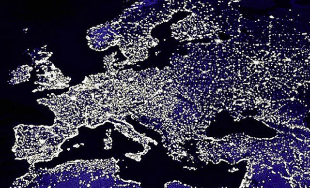 Europa bei Nacht: Ob der Kontinent in zehn Jahren noch immer so strahlt?  | Foto: C. Mayhew & R. Simmon/NASA/GSFC