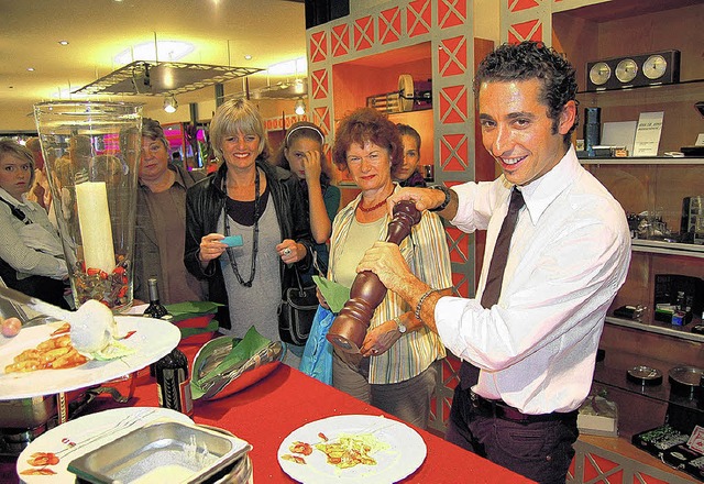 Im Wohnambiente- und Geschenkehaus Pas...Spezialitten der Pizzeria Toscana.     | Foto: Fotos: Jrgen Mller