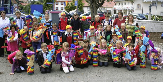30 neue Erstklssler wurden in Grafenhausen in drei Kombi-Klassen eingeschult.  | Foto: Chris Seifried