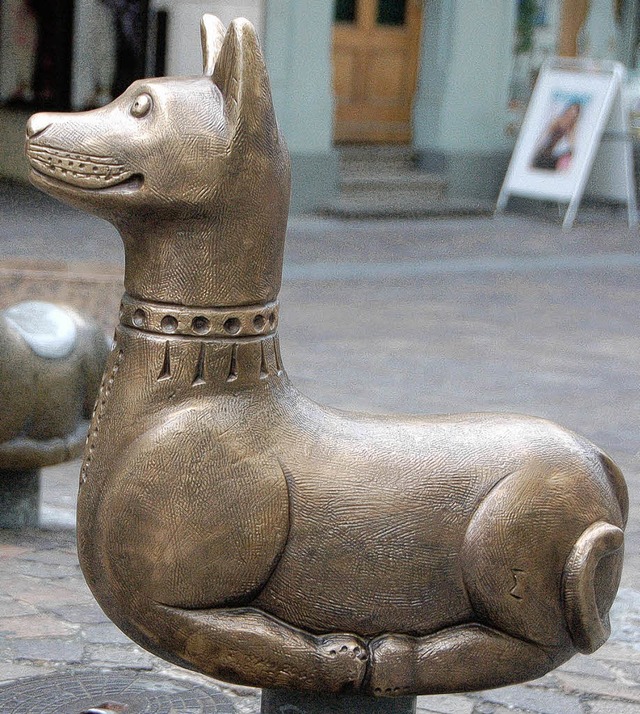 Neuer Hund am alten Platz in der Fugngerzone   | Foto: Trenz