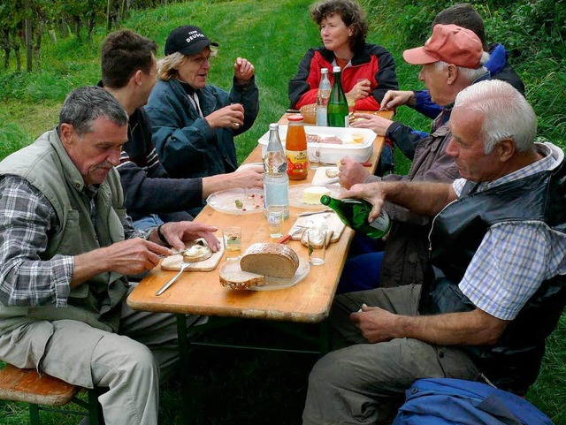 Wo noch herkmmlich und ohne Vollherbs...spause ein znftiges Vesper schmecken.  | Foto: Alfred Arbandt