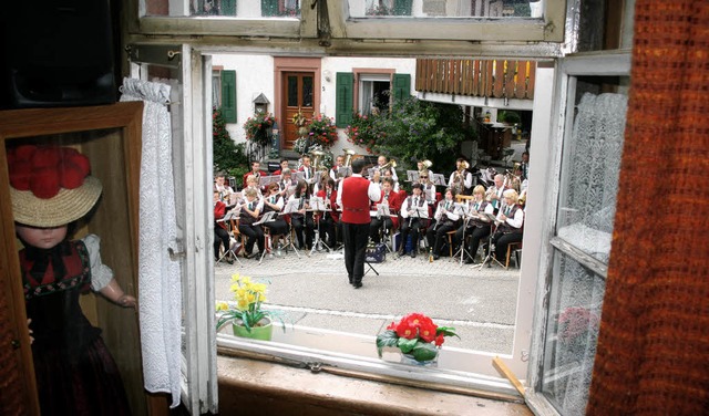 Interessante Ein- und Ausblicke bot da...enkmals seinen zahlreichen Besuchern.   | Foto: Heiner Fabry