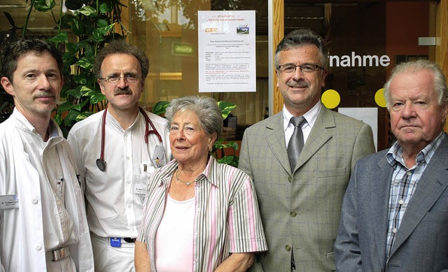 Gemeinsam fr eine umfassende Aufklru...ndt, Bert Bioni und Winfried Schidlo.   | Foto: Susan Bersem