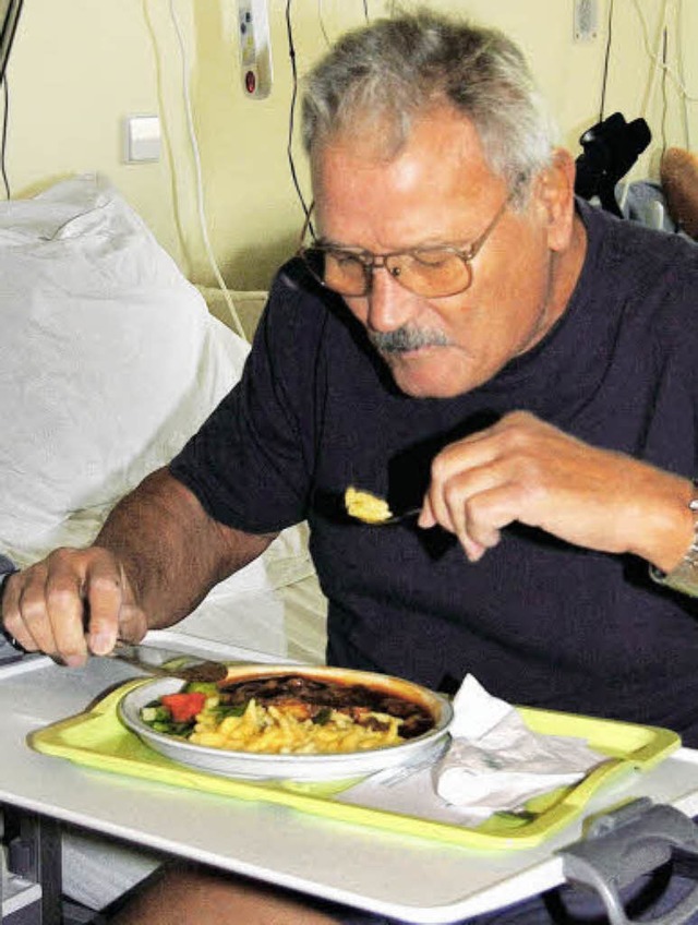 Walter Herbstritt, derzeit Patient in ...er Region produziert wird, schmecken.   | Foto: kai kricheldorff