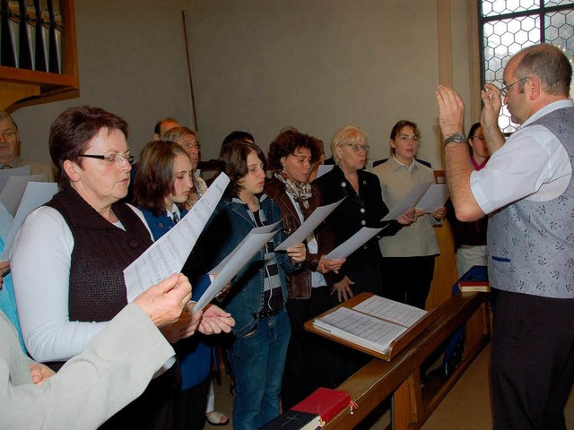 Der Gemischte Chor Grimmelshofen gesta...lhnki&quot;-Gottesdienst musikalisch.  | Foto: Jutta Binner-Schwarz