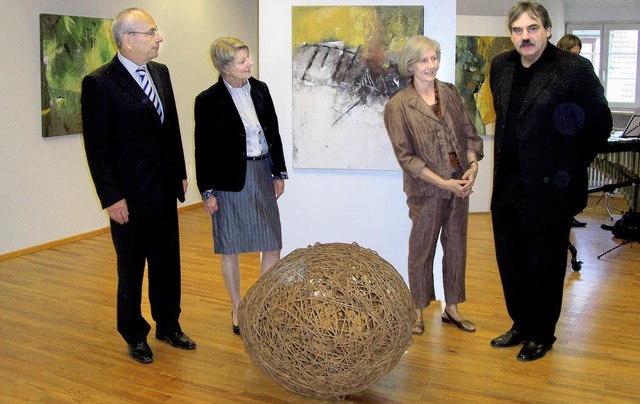 Die  Knstler Irene Bche und Walter Z... mit Brigitte Leber und Bernd Behnke.   | Foto: karla scherer