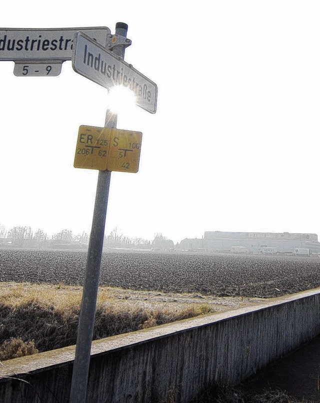 Eine hohe Kundenfrequenz erwarten die ...ewerbegebiet Im Dornschlag befindet.    | Foto: michael bamberger