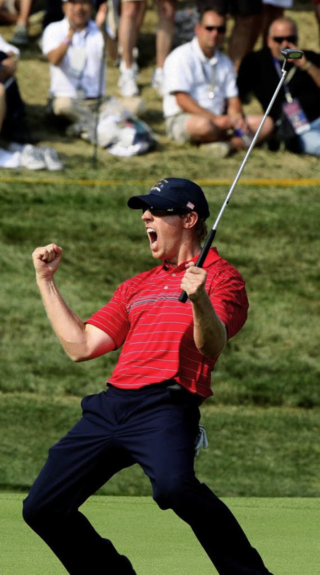 Hunter Mahan ist die Freude anzusehen ...Sieg beim Ryder Cup gegen Europa bei.   | Foto: afp