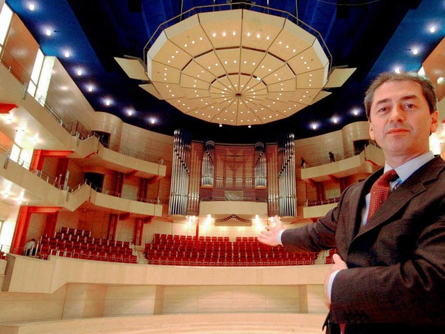 Aus fr Michael Kaufmann trotz knstle...ss die Essener Philharmonie verlassen.  | Foto: dpa