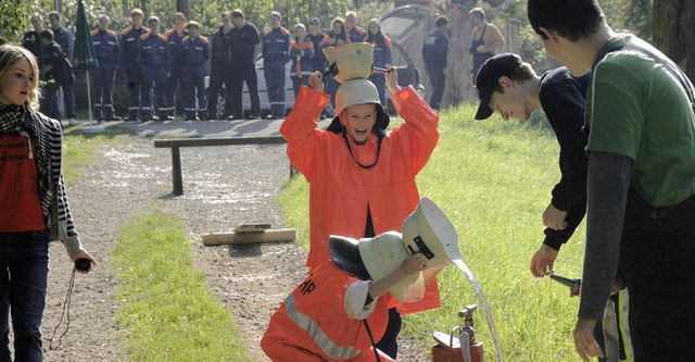 Mit spannenden Spielen sorgte die Juge...adt fr Abwechslung beim Sternmarsch.   | Foto: Volker mnch