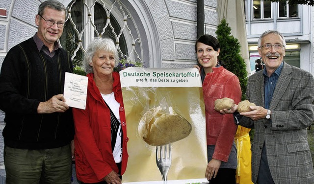 Sie wollen wieder die Kartoffel feiern...ssler, Karl-Friedrich Jundt-Schttle.  | Foto: Friederike Marx