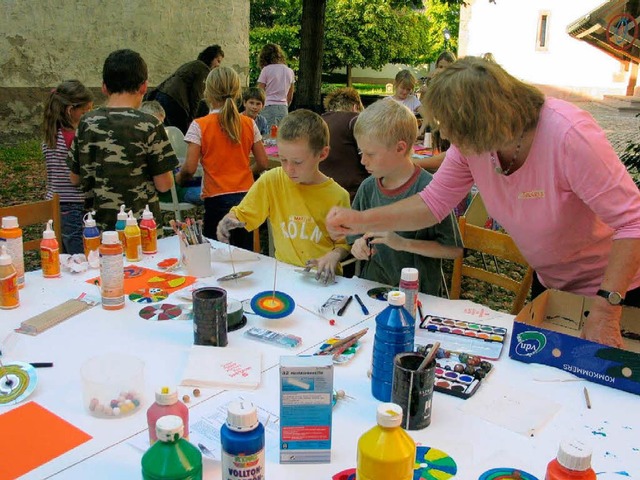 Sich spielend mit Geschichte auseinand...er Leitung von Kuratorin Simone Meyer.  | Foto: privat