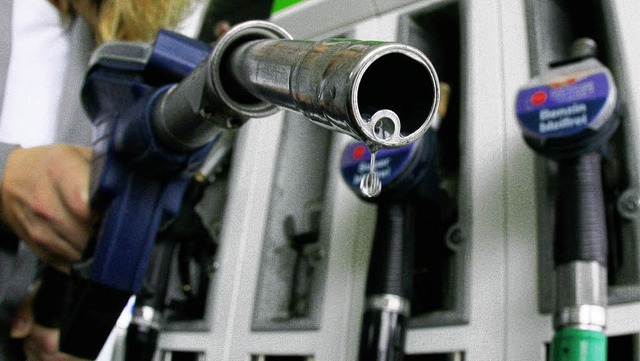 Nchste Ausfahrt Tankstelle? In der S...tzdem werden neue Tankstellen gebaut.   | Foto: ddp