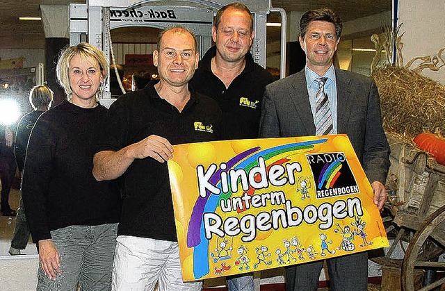 Susanne Reinert, Uli Lang, Tim Born (Team von Fit &amp; Fun), Christof Nitz  | Foto: Anna Lisa Schulte