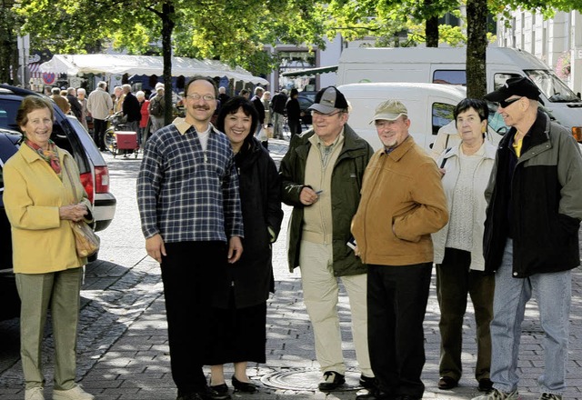 Unter Fhrung von Fasnchtler Gotti Sc...Schnurebecke&#8220; die Stadt zeigen.   | Foto: Privat