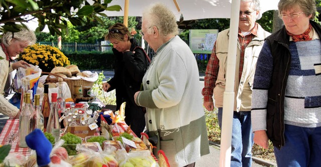 Die ganze Bandbreite landwirtschaftlic...3. Herbstmarkt in Leiselheim zu haben.  | Foto: Roland Vitt