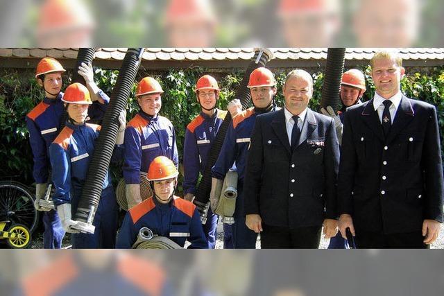 Auch der Feuerwehrnachwuchs zeigt, was er kann