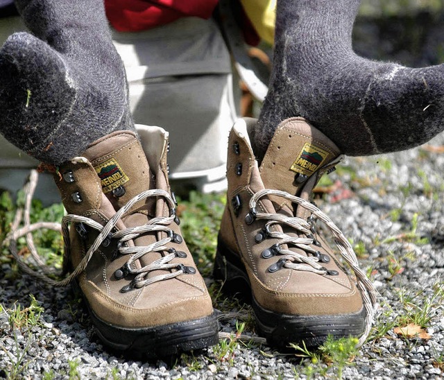 Wandern ist auch auf der Baar in &#821...ren Generation. Puschen inbegriffen.   | Foto: DDP