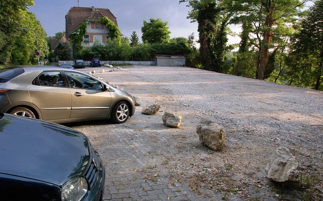 Wo frher in Kleinkems die Arbeiterwoh...t, das nun an die  GeG verkauft wurde.  | Foto: Langelott