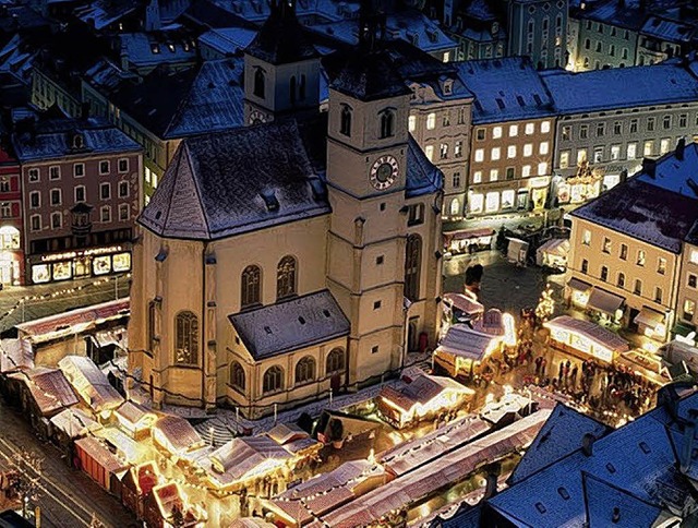 Zum Bummeln laden die Regensburger Christkindlsmrkte ein.  | Foto: pr
