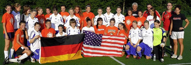 Deutsch-Amerikanisches Fuballerinnen-...; einer der Hhepunkte der USA-Reise.   | Foto: privat