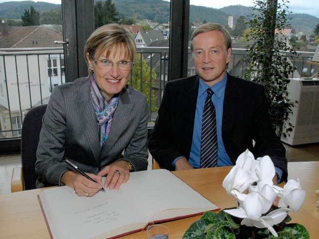 <Bildtext>  Dorothea Strr-Ritter trug...r geleiteten Gemeinde ein. </Bildtext>  | Foto: Zimmermann-Drkop