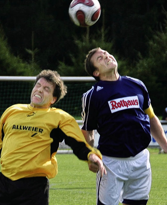 Joker: Nils Boll (rechts) war nach lan...ersten Saisonsieg des Aufsteigers vor.  | Foto: Erhard Morath