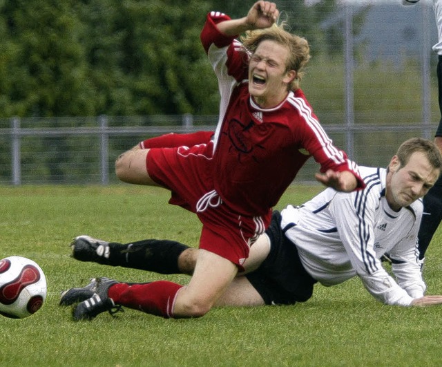 Unsanft gebremst wurden Sebastian Lick...musste sich mit 0:1 geschlagen geben.   | Foto: Dieter Reinhardt