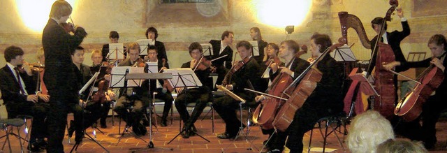 Die Kammerphilharmonie des Landesjugen...r Musikherbstes in der Martinskirche.   | Foto: Bianca Flier