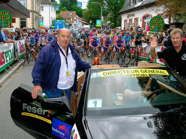 Organisator Rudi Renz beim diesjhrigen Regio-Tour-Start in Schliengen.   | Foto: michaelis