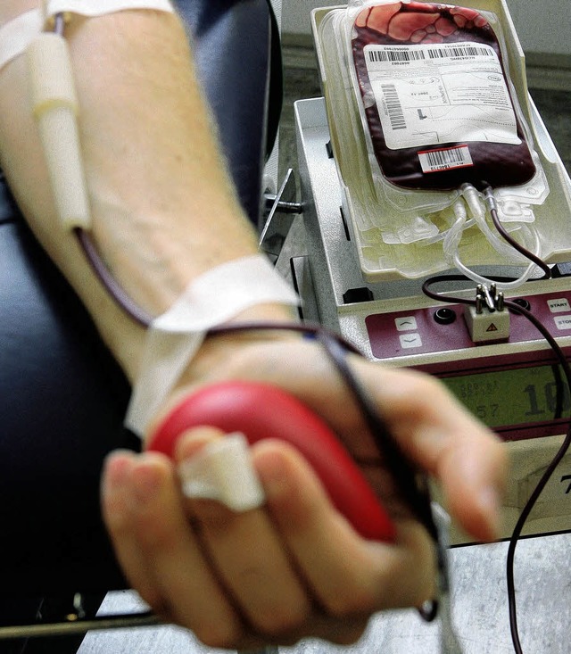 Blutspenden  ist wichtig.   | Foto: dpa