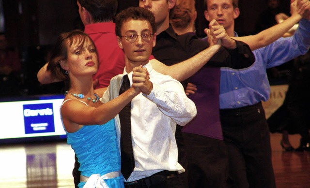 Serena Petri und David Jonas kamen mit...chen Amateur-Turnieramtes DAT zurck.   | Foto: Tanzschule Waldkirch