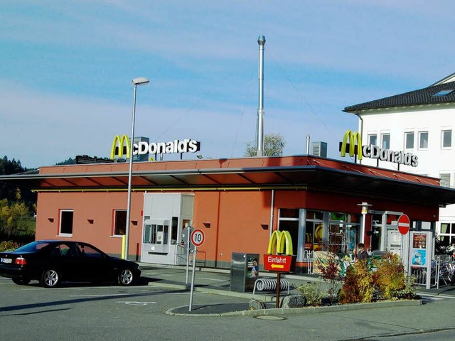 Die McDonalds Filiale in Neustadt wurde in der Nacht zum Sonntag berfallen.  | Foto: Martin Ganz