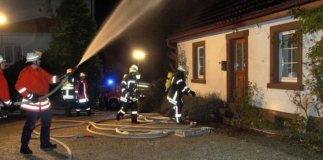 Feuerwehr Badenweiler:  schneller  Einsatz  bei der bung fr den Ernstfall   | Foto: Sigrid umiger