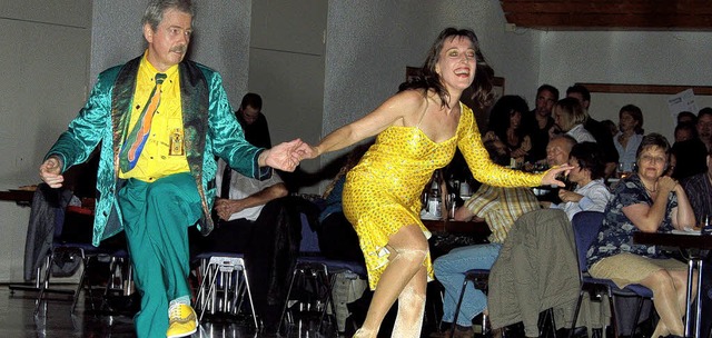 Nadja und Rudi Bausch vom Lrracher Ro...-Roll-Club  machten Lust aufs Tanzen.   | Foto: Hans-Jrgen Hege