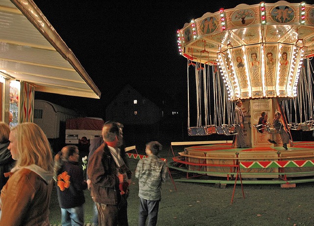 <Bildtext>Nchtliche Impressionen beim...Bildtext> auf dem Platz des TB Wyhlen   | Foto: Heinz Vollmar